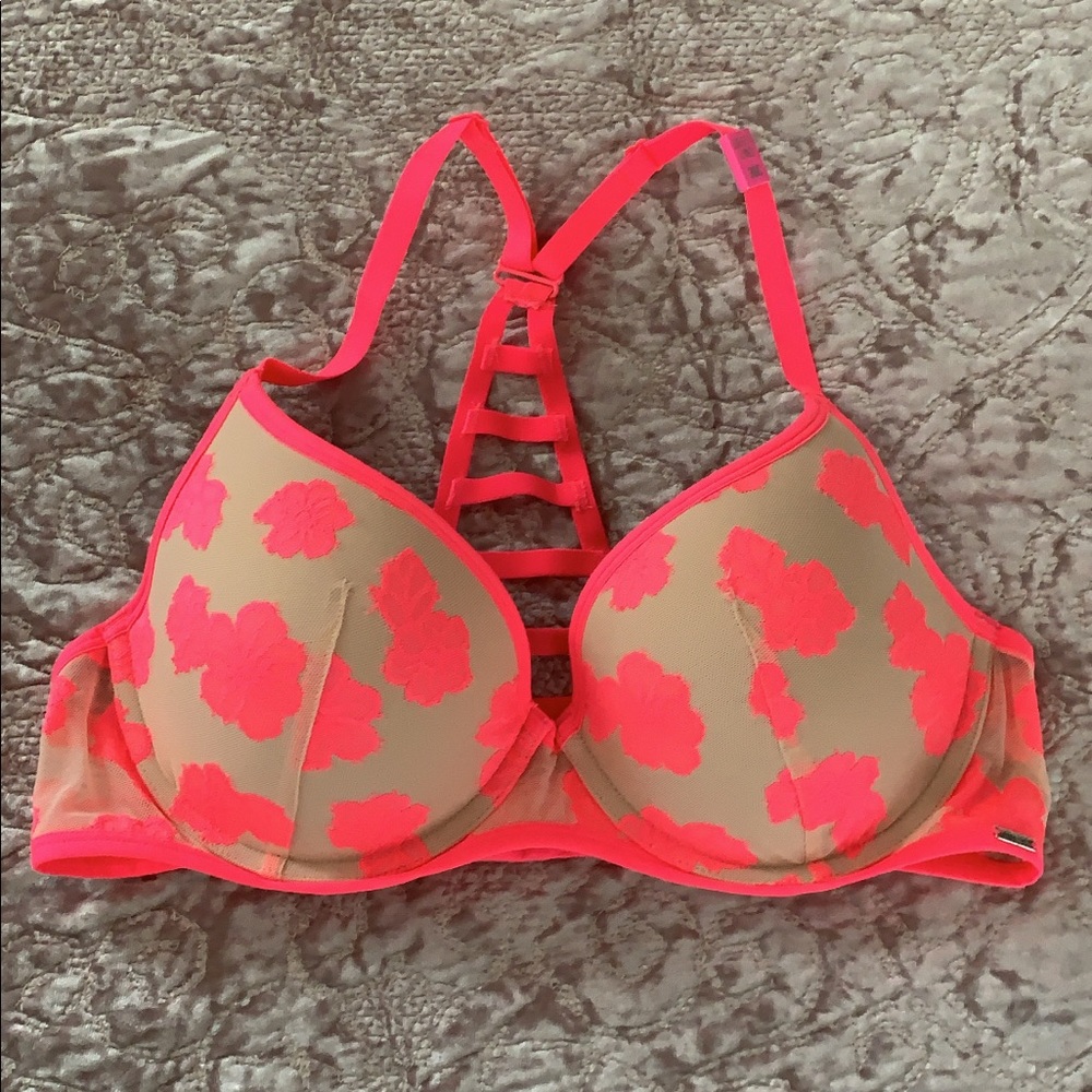 Pink Victoria’s Secret bra size 36C